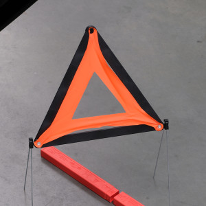 Warning Triangle n50